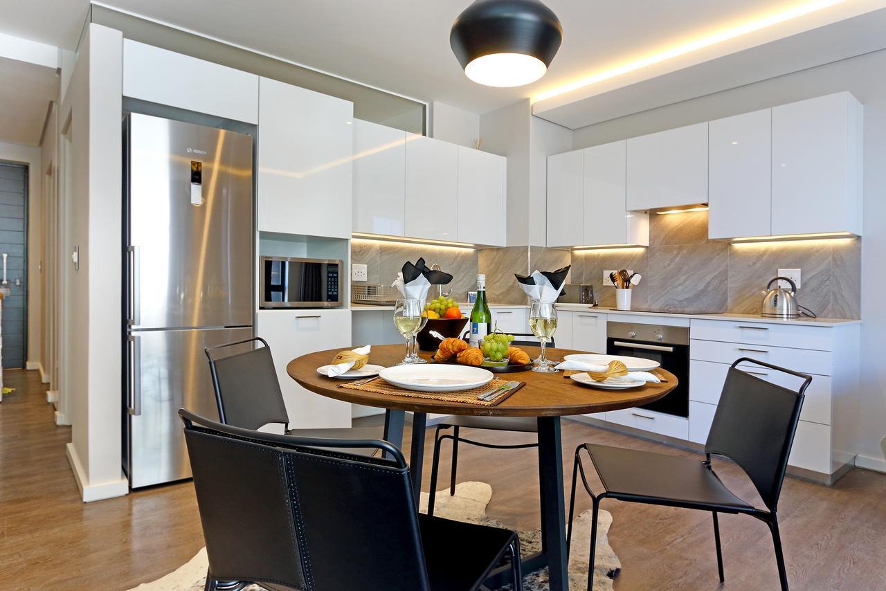 Chelsea Luxury Suites Cape Town Exterior photo