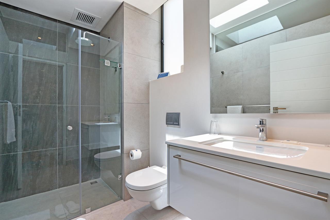 Chelsea Luxury Suites Cape Town Exterior photo