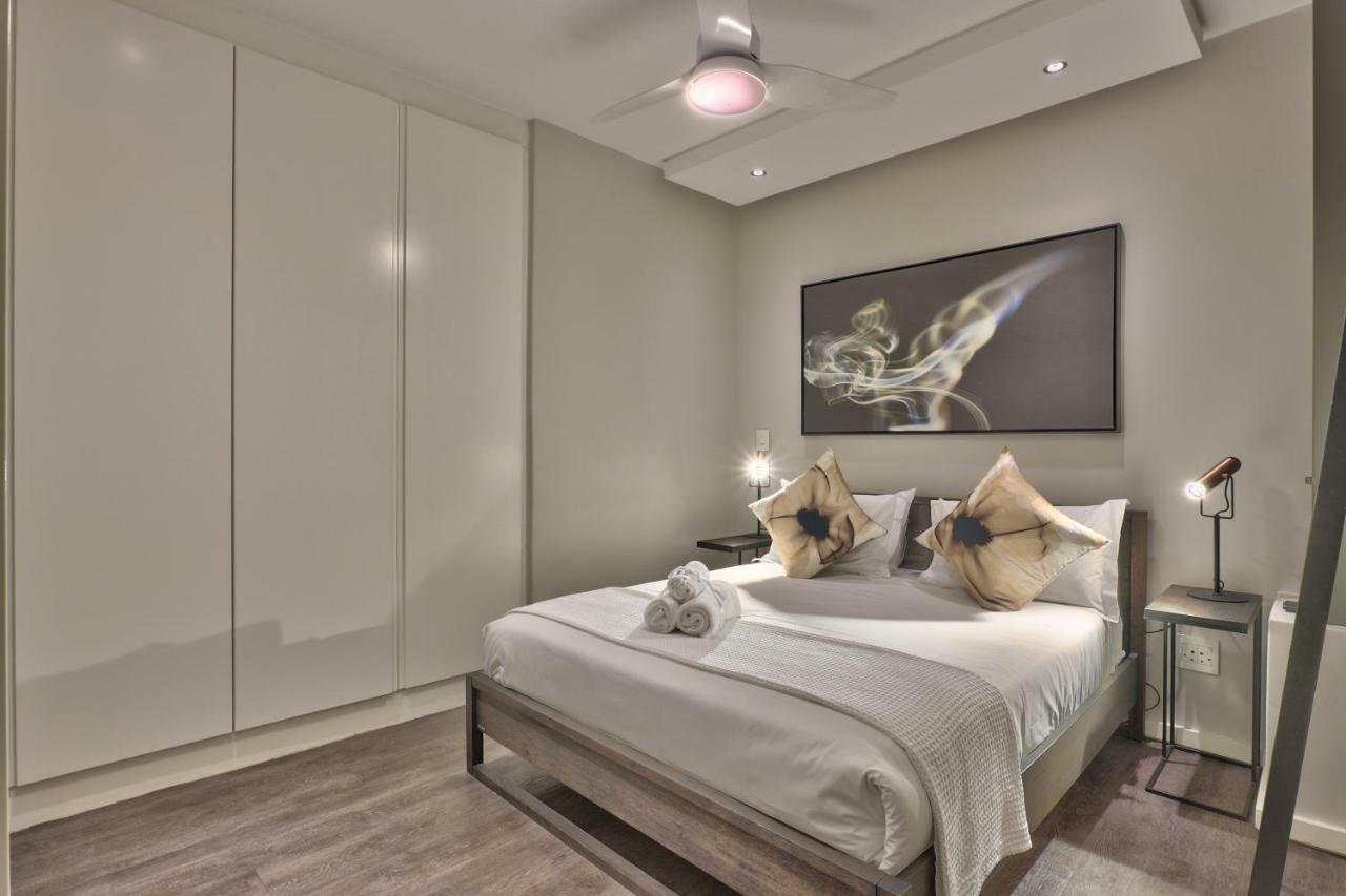 Chelsea Luxury Suites Cape Town Exterior photo